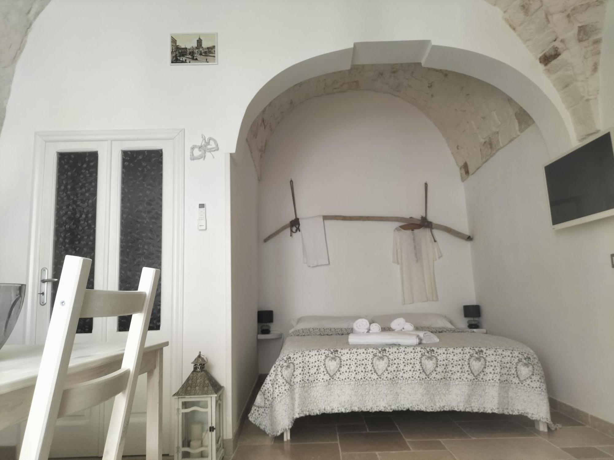 Le Tre Alcove Hotel Ceglie Messapica Exterior foto