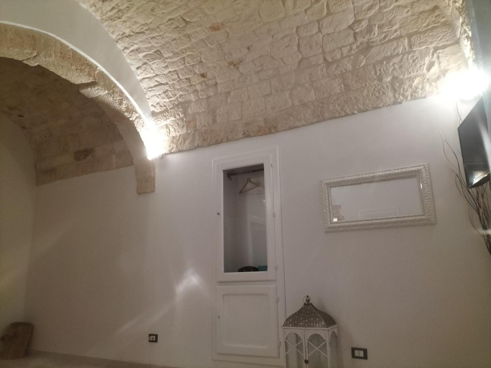 Le Tre Alcove Hotel Ceglie Messapica Exterior foto